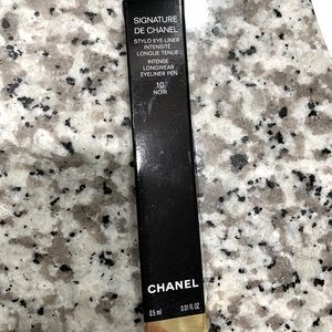 Chanel eyeliner